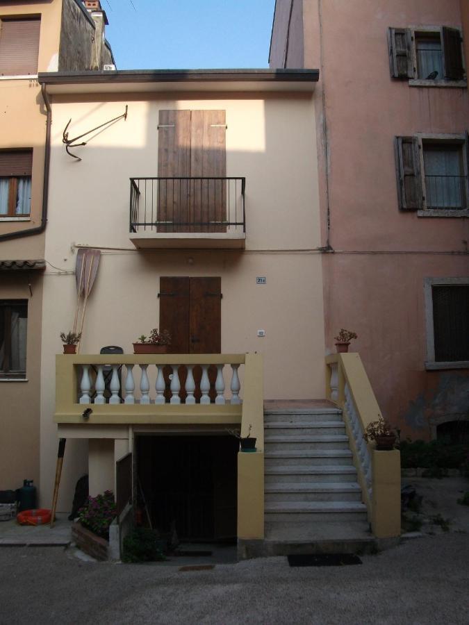 Вилла Casa Del Pescatore Гарда Номер фото